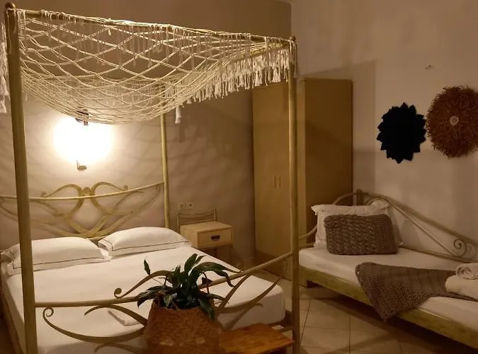 Kalomoira's Элафонисси